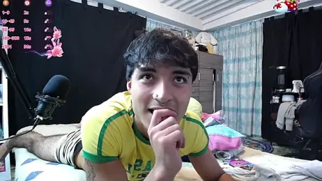 dylan_fun18 — Stripchat recorded stream image, 01.01.2026 23:10