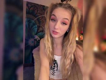 ilittleheart — Bongacams recorded stream image, 28.02.2025 17:00