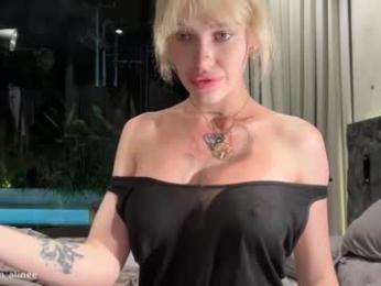 golden_alinee — Chaturbate recorded stream image, 02.01.2026 13:20