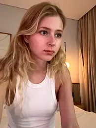 LunaRase — Stripchat recorded stream screenshot (03 Jan 2026)