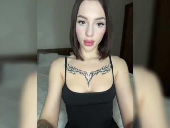 BabyDarii — Bongacams recorded stream screenshot (28 Feb 2025)