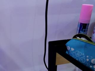 Lesly Bailey — Flirt4free recorded stream screenshot (29 Jan 2025)