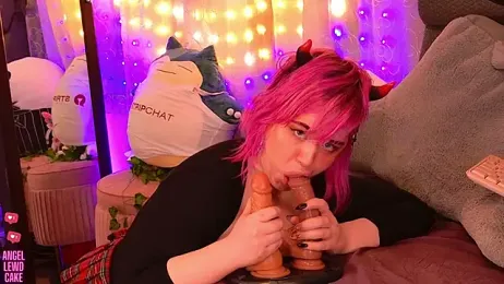 Angel-Lewd-Cake — Stripchat recorded stream screenshot (04 Jan 2026)