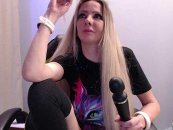 blondalina — Bongacams recorded stream screenshot (28 Feb 2025)