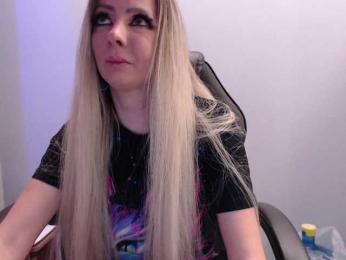 blondalina — Bongacams recorded stream screenshot (28 Feb 2025)