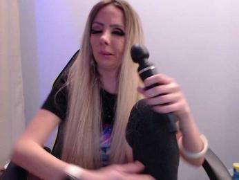 blondalina — Bongacams recorded stream screenshot (28 Feb 2025)