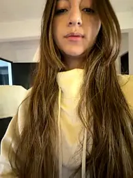 aly_golden_ — Stripchat recorded stream image, 04.01.2026 07:50
