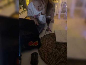 YuGoVi — Bongacams recorded stream screenshot (04 Jan 2026)