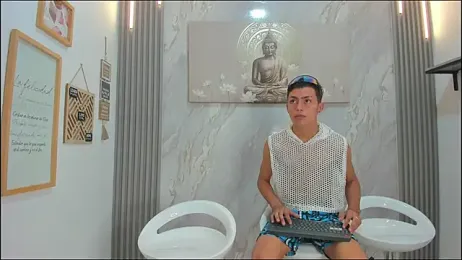 VERY_HOT_GUYS — Stripchat recorded stream image, 05.01.2026 13:20
