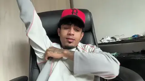 dominic_brandd23 — Stripchat recorded stream image, 05.01.2026 17:20