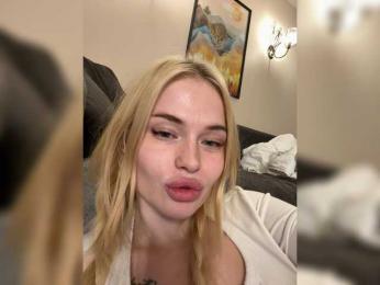 VladaMais — Bongacams recorded stream image, 05.01.2026 18:00