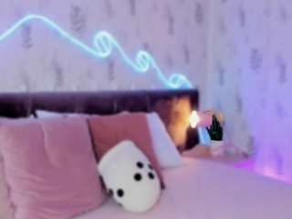 emyliesander — Camsoda recorded stream image, 05.01.2026 19:00
