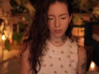 effylowell_ — Chaturbate recorded stream image, 06.01.2026 01:30