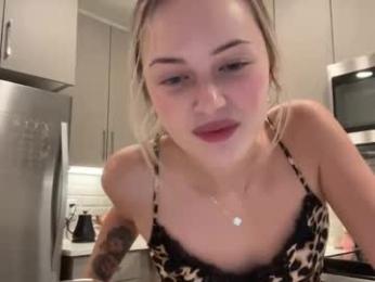luvaimee — Chaturbate recorded stream screenshot (06 Jan 2026)