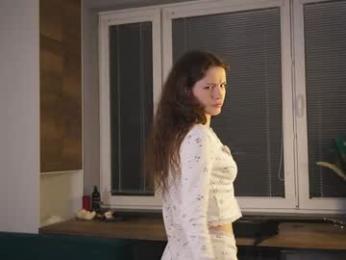 little_poetry — Chaturbate recorded stream image, 07.01.2026 13:30