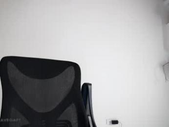 maximohoot — Chaturbate recorded stream image, 08.01.2026 21:20