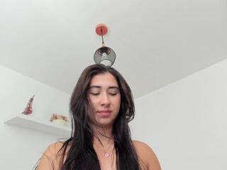Alisson Mendez — Flirt4free recorded stream screenshot (09 Jan 2026)