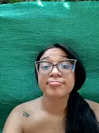 -VICKKY — Stripchat recorded stream image, 01.03.2025 13:50