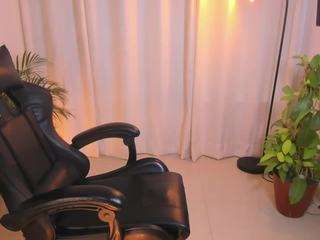 anastaxialynn — Camsoda recorded stream image, 11.01.2026 01:20