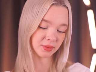 alinabailey — Camsoda recorded stream image, 11.01.2026 08:00