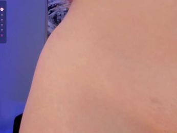 MadelineFox — Bongacams recorded stream image, 01.03.2025 11:40