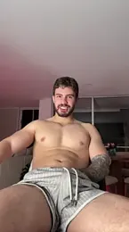 Valenthino_Salvatore — Stripchat recorded stream image, 12.01.2026 02:20