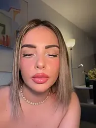 Alirawrz — Stripchat recorded stream screenshot (12 Jan 2026)