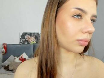 dolly-ll — Bongacams recorded stream image, 01.03.2025 13:40