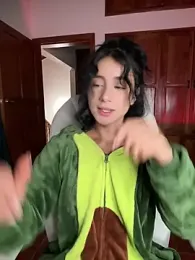 Ale_Lewis — Stripchat recorded stream image, 12.01.2026 20:50