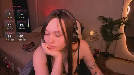 BadScarlet1 — Stripchat recorded stream image, 13.01.2026 13:10