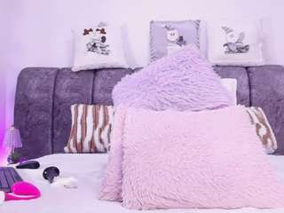 bss-naia — Camsoda recorded stream screenshot (14 Jan 2026)