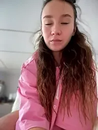 QuietNicole — Stripchat recorded stream image, 15.01.2026 04:50
