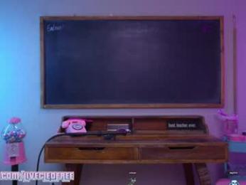 livecleo — Chaturbate recorded stream image, 15.01.2026 05:40