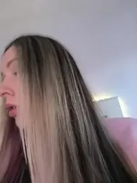 Mona_Plus — Stripchat recorded stream image, 15.01.2026 07:50
