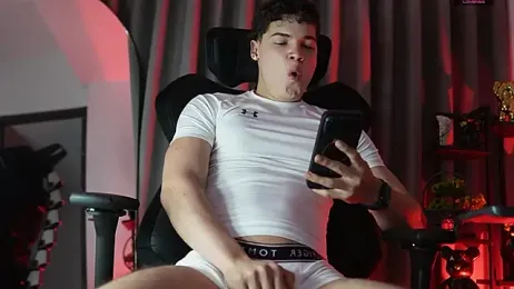 Max_cortes1 — Stripchat recorded stream image, 15.01.2026 22:50