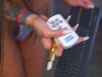 RaquelleVon — Bongacams recorded stream image, 16.01.2026 10:00