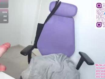 xxxhentaition — Chaturbate recorded stream image, 17.01.2026 07:40