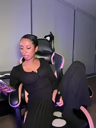 Your_Paris — Stripchat recorded stream image, 18.01.2026 05:20