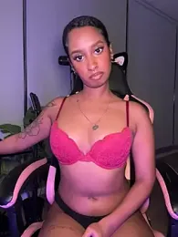 Your_Paris — Stripchat recorded stream image, 18.01.2026 05:20