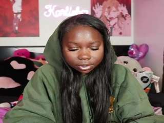 karliekayozz — Camsoda recorded stream image, 18.01.2026 05:40