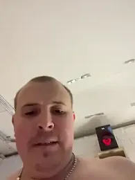 MrMrsRight — Stripchat recorded stream image, 18.01.2026 10:30