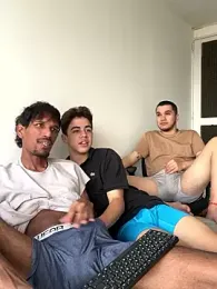 Miguel_bigcock — Stripchat recorded stream image, 18.01.2026 21:00