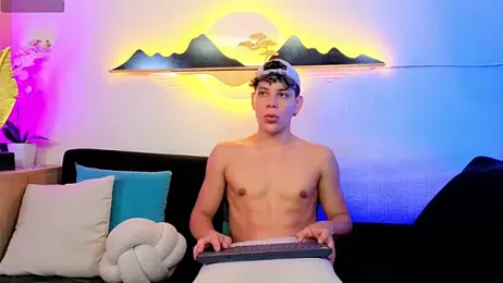 Almiboys — Stripchat recorded stream image, 19.01.2026 01:30