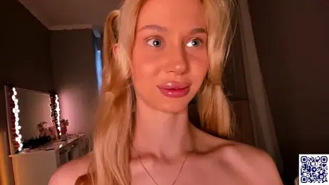 sincere_shyness — Stripchat recorded stream image, 19.01.2026 11:00