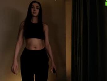 hollyextra — Chaturbate recorded stream screenshot (19 Jan 2026)