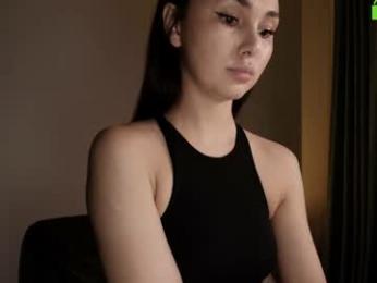 hollyextra — Chaturbate recorded stream screenshot (19 Jan 2026)