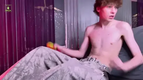Kevin_Garsia — Stripchat recorded stream image, 20.01.2026 10:20