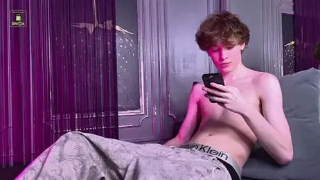 Kevin_Garsia — Stripchat recorded stream image, 20.01.2026 10:20
