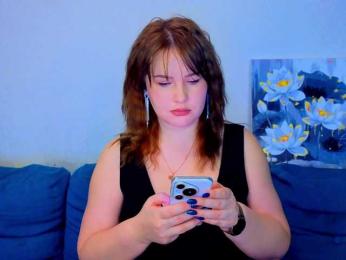 Katniss_K — Bongacams recorded stream image, 21.01.2026 04:40