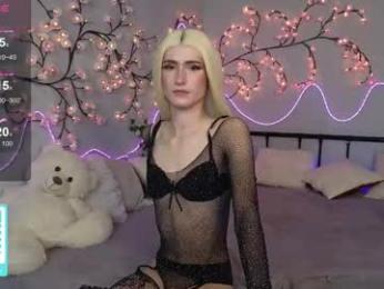 kris_mon — Chaturbate recorded stream image, 21.01.2026 22:20